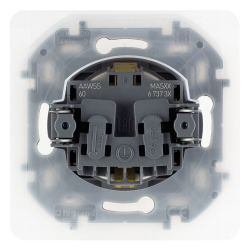 Розетка 1-ая с/п c/з  с крышкой IP44 LEGRAND INSPIRIA Белый